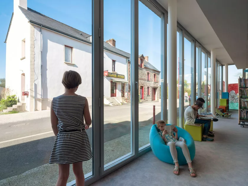 Golhen Associés - Bâtiment périscolaire - Chanteloup - P2 - Mollière