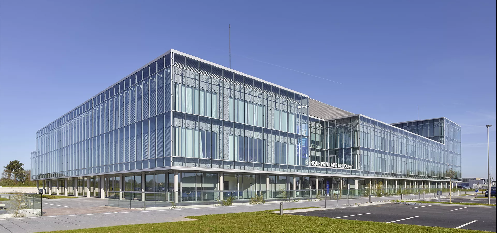 Golhen Associés - Le Polaris - Siège social BPO - PP - Chalmeau